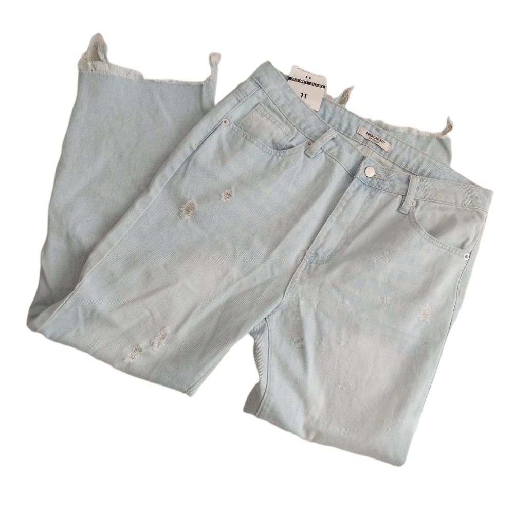 American Bazi high-rise boyfriend light blue denim jeans, distressed NWT, SZ 11